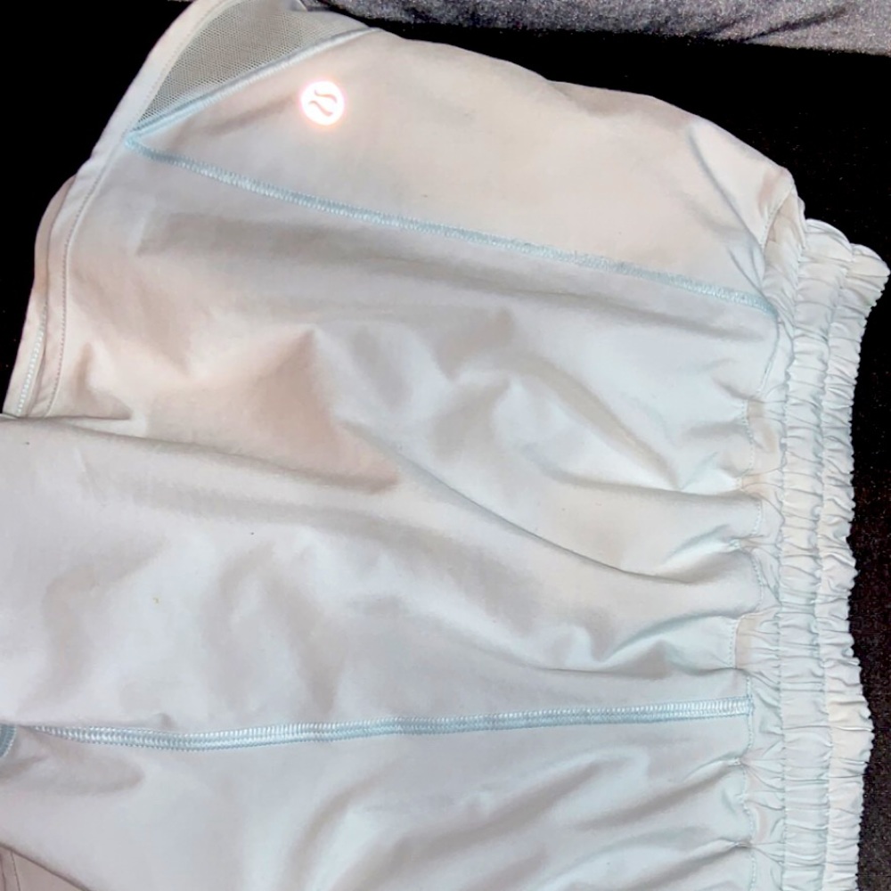 Lululemon Hotty Hot Shorts 2.5” Size 10
